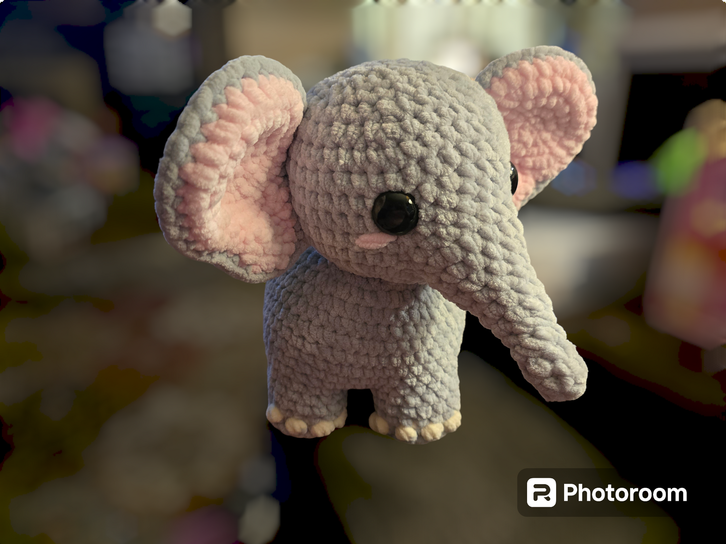 Large elephant
