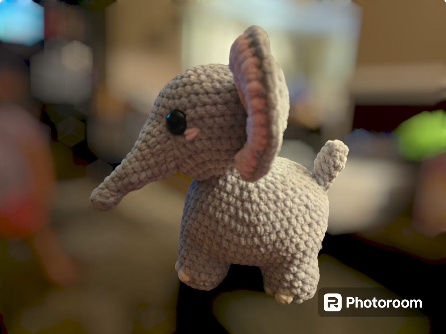 Large elephant
