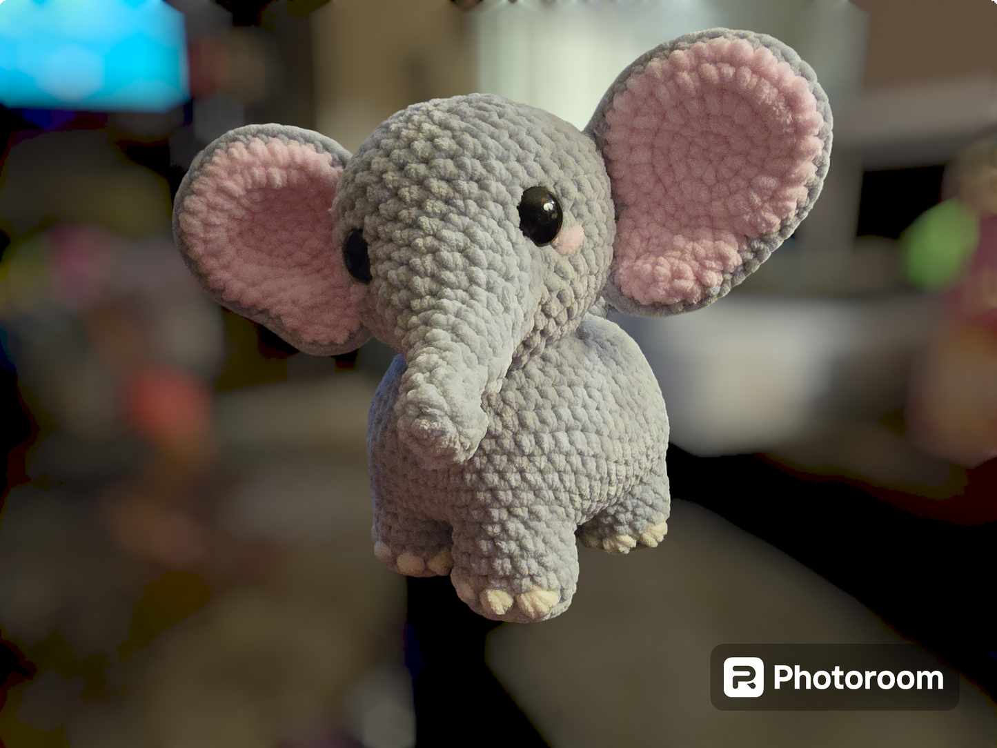 Large elephant